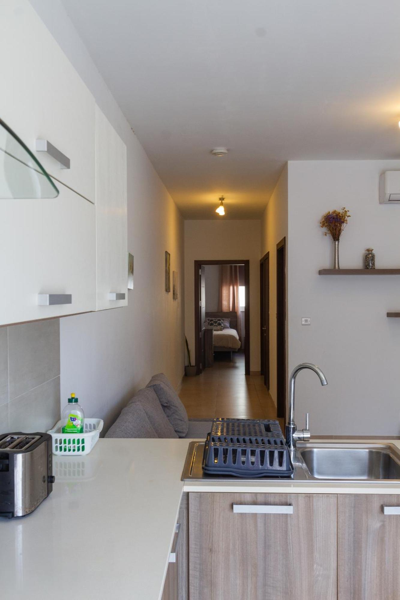Modern & Central 2 Bedroom & 2 Bathrooms Apartment Msida Bagian luar foto
